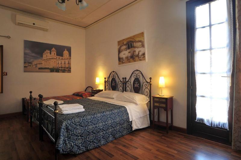 Il Giardino Di Pietra Bed & Breakfast Noto Ngoại thất bức ảnh
